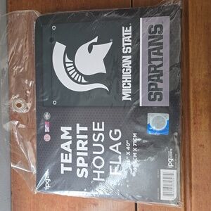 New In Package Michigan State Spartans Team Spirit House Flag 28 X 40